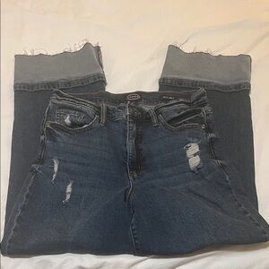 Scoop Slim Ankle Denim with Slight Distressing Size 6